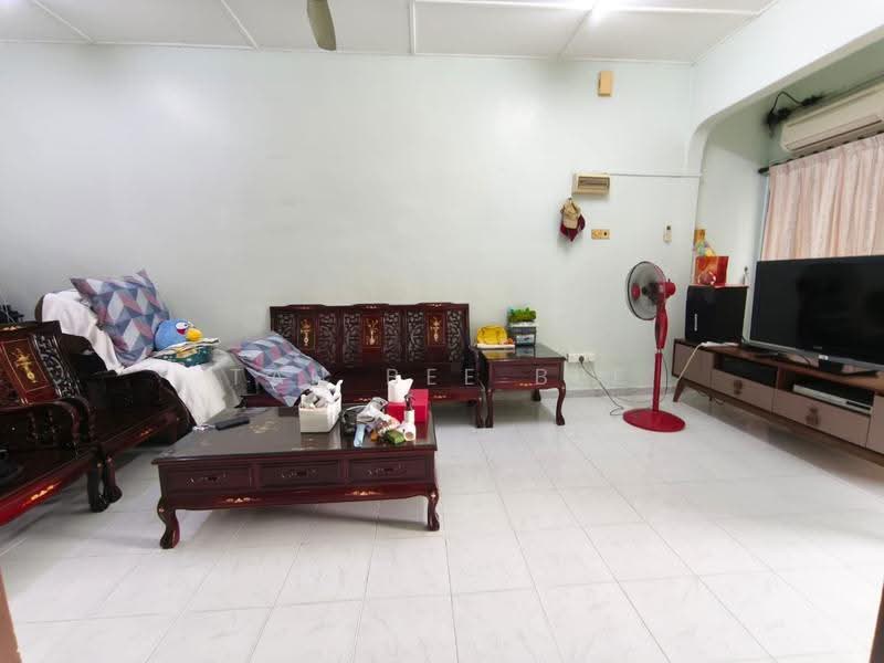 Rumah Teres 1.5-Tingkat untuk Dijual di Taman Johor Jaya (Johor Bahru) - Tan Bee Bee - Living Room - PropertyGuru.com.my