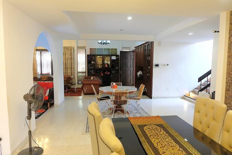 Rumah Banglo untuk Dijual di Damansara Heights (Kuala Lumpur) - Sajiv Shivadas - Living Room - PropertyGuru.com.my