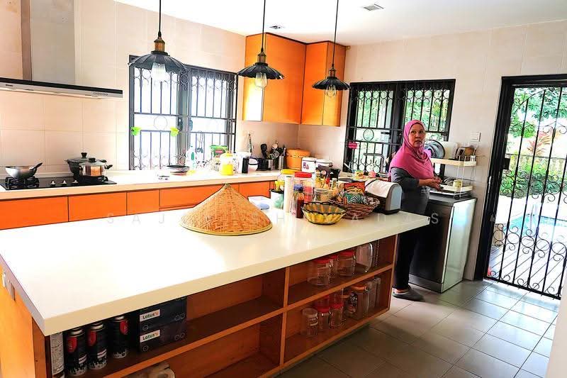 Rumah Banglo untuk Dijual di Damansara Heights (Kuala Lumpur) - Sajiv Shivadas - Kitchen - PropertyGuru.com.my