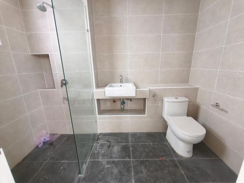 Cluster House for Sale in Taman Ekoflora (Johor Bahru) - Tan Bee Bee - Bathroom - PropertyGuru.com.my