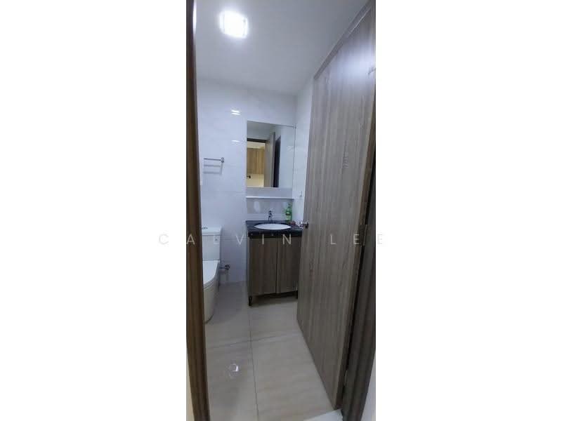 Kediaman Servis untuk Disewa di Country Garden Central Park - Calvin Lee - Bathroom - PropertyGuru.com.my