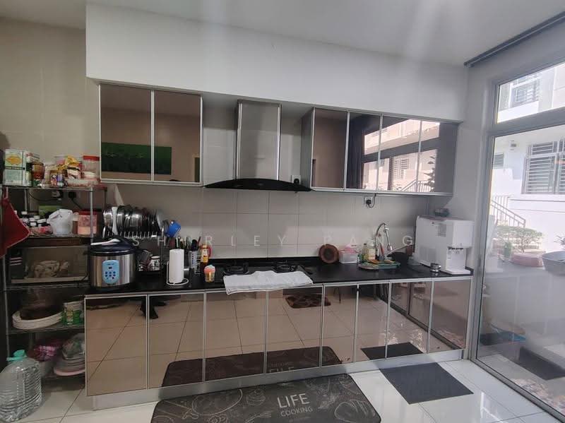 2-storey Terraced House for Sale in Setia Eco Gardens (Gelang Patah) - Shirley Pang - Kitchen - PropertyGuru.com.my