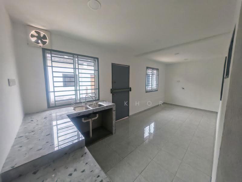 Rumah Teres 1-Tingkat untuk Disewa di Ulu Tiram (Johor) - Sean Khor - Kitchen - PropertyGuru.com.my