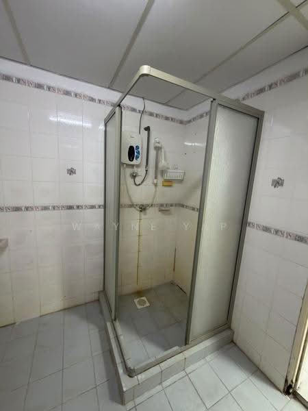 Kondominium untuk Disewa di Venice Hill - Wayne Yap - Bathroom - PropertyGuru.com.my