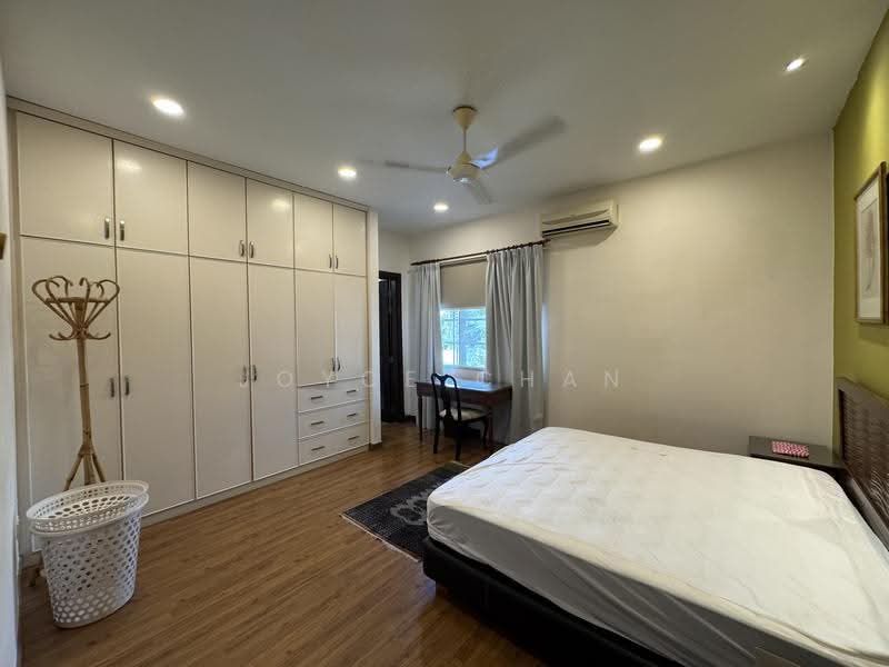 Bungalow House for Rent in Ampang (Ampang) - Joyce Chan - Bedroom - PropertyGuru.com.my