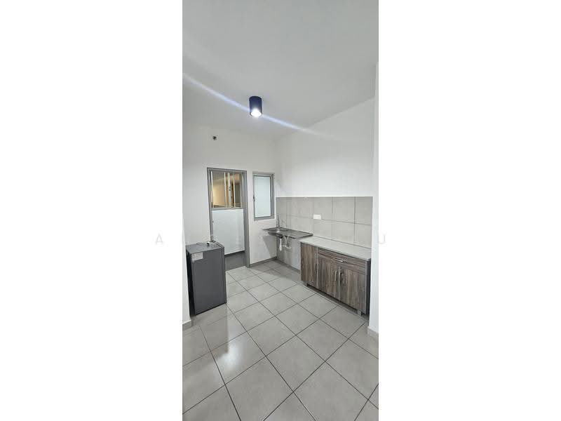 Apartment for Rent at Tangerine Suites - Angely Lau - Kitchen - PropertyGuru.com.my