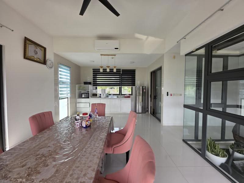 Semi-Detached House for Sale in Presint 8 (Putrajaya) - Azizirrahim . - Dining Room - PropertyGuru.com.my