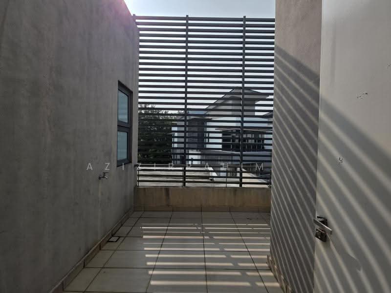 Semi-Detached House for Sale in Presint 8 (Putrajaya) - Azizirrahim . - Balcony - PropertyGuru.com.my