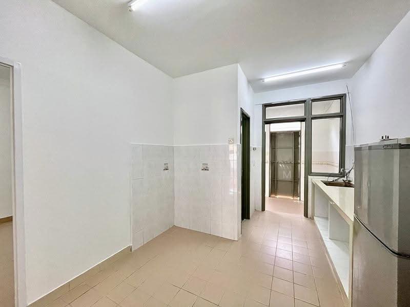 Rumah Teres 2-Tingkat untuk Dijual di Sungai Ara (Penang) - Welwits Sim - Kitchen - PropertyGuru.com.my