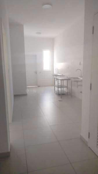 Rumah Teres 2-Tingkat untuk Disewa di Taman Ara Sendayan (Bandar Sri Sendayan) - Ong Jia Hui - Kitchen - PropertyGuru.com.my