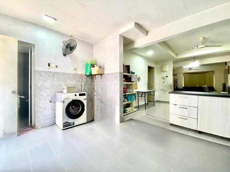 Rumah Teres 2-Tingkat untuk Dijual di Seksyen 8 (Bangi) - Azli Ibrahim - Interior - PropertyGuru.com.my