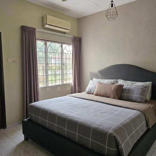 Rumah Teres 2-Tingkat untuk Dijual di Putra Heights (Subang Jaya) - Shahshi T - Bedroom - PropertyGuru.com.my