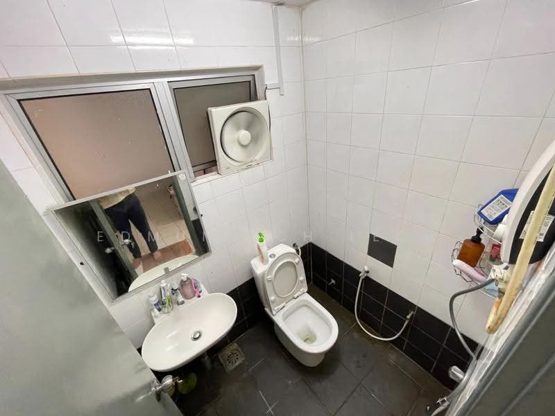 Condominium for Sale at Casa Mila Victoria - Edmund CH Leow - Bathroom - PropertyGuru.com.my