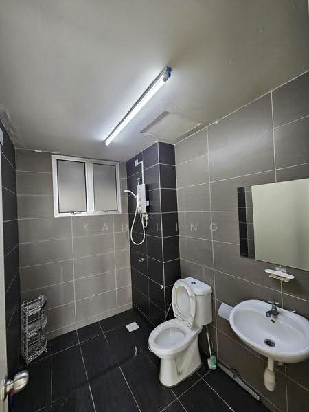 Service Residence for Rent at Maxim Residences - Kah Hing - Bathroom - PropertyGuru.com.my