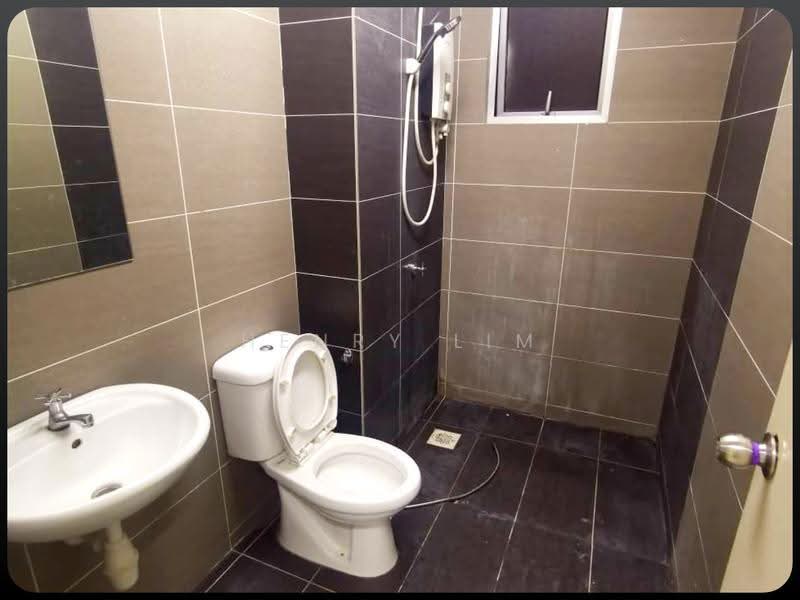 Service Residence for Rent at Maxim Residences - Henry Lim - Bathroom - PropertyGuru.com.my