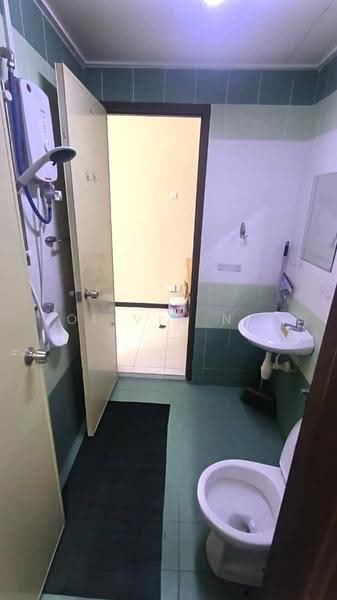 Rumah Teres 2-Tingkat untuk Disewa di Bandar Damai Perdana (Cheras) - Olivia Ng - Bathroom - PropertyGuru.com.my