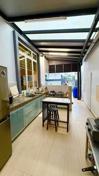 Semi-Detached House for Sale in Nusa Duta (Iskandar Puteri (Nusajaya)) - Zephyr Khoo - Kitchen - PropertyGuru.com.my