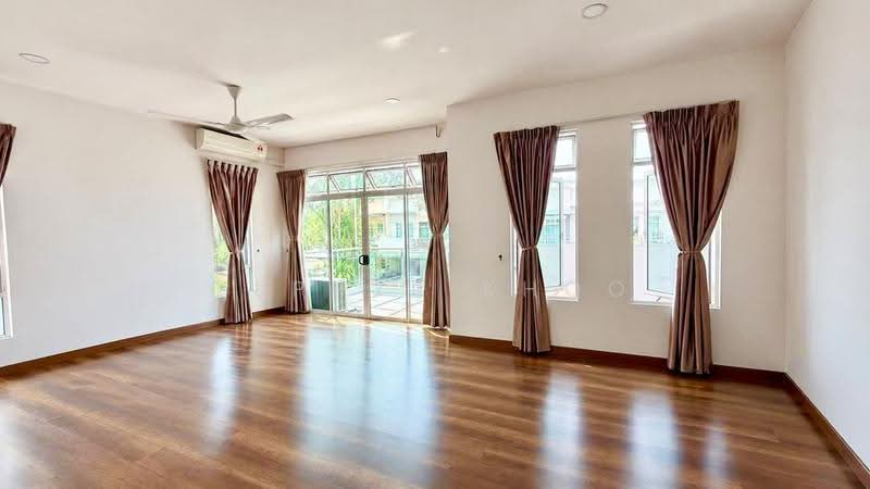 Semi-Detached House for Sale in Nusa Duta (Iskandar Puteri (Nusajaya)) - Zephyr Khoo - Living Room - PropertyGuru.com.my