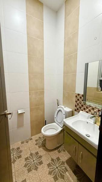Semi-Detached House for Sale in Nusa Duta (Iskandar Puteri (Nusajaya)) - Zephyr Khoo - Bathroom - PropertyGuru.com.my