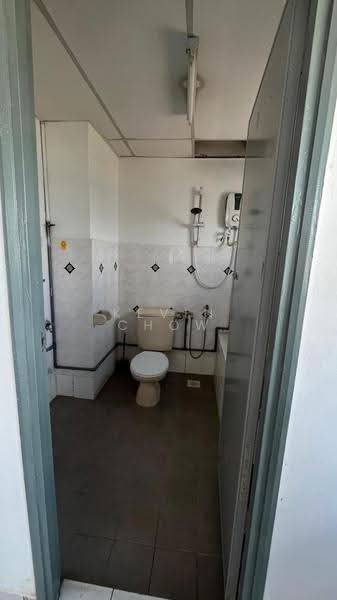 Kondominium untuk Disewa di Endah Ria - Kevin Chow - Bathroom - PropertyGuru.com.my