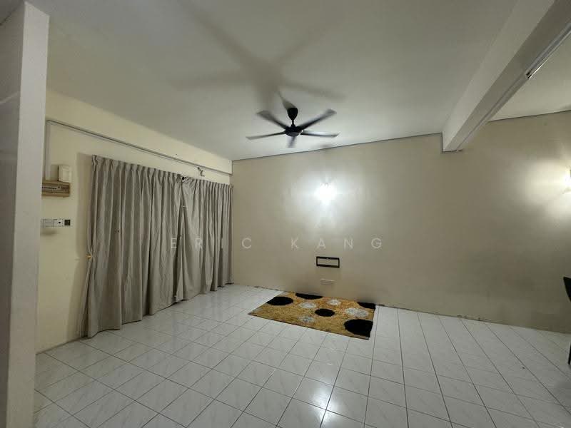 Terraced House for Rent in Teluk Kumbar (Penang) - Eric Kang - Living Room - PropertyGuru.com.my