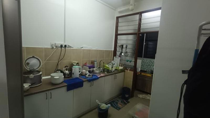 Apartment for Sale at Pangsapuri Kasturi Bandar Dato Onn - Stefan Yu - Kitchen - PropertyGuru.com.my