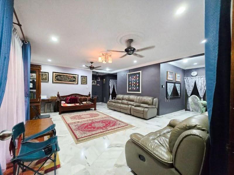 Bungalow House for Sale in Bandar Rinching (Semenyih) - Azli Ibrahim - Living Room - PropertyGuru.com.my