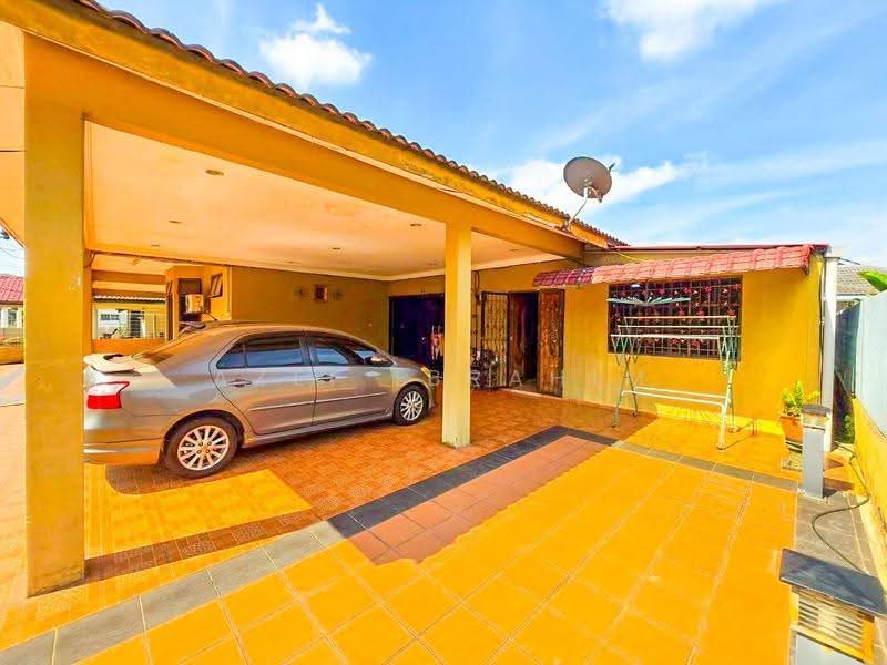 Bungalow House for Sale in Bandar Rinching (Semenyih) - Azli Ibrahim - PropertyGuru.com.my