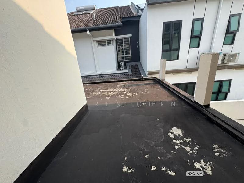 Rumah Berkembar untuk Dijual di Ambang Botanic (Klang) - Darren Chen - Roof - PropertyGuru.com.my