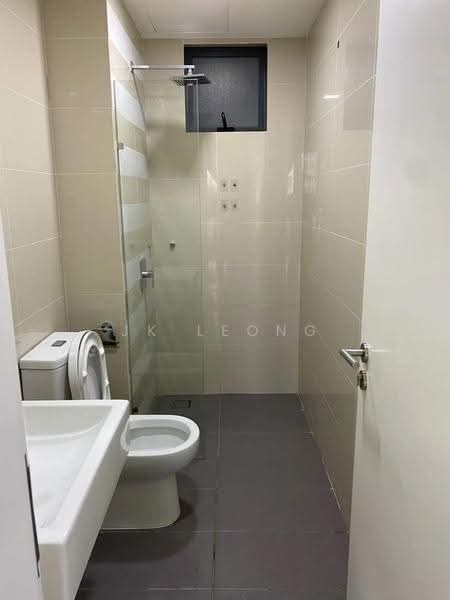 Kediaman Servis untuk Disewa di United Point (Residensi Berpadu) - JK Leong - Bathroom - PropertyGuru.com.my
