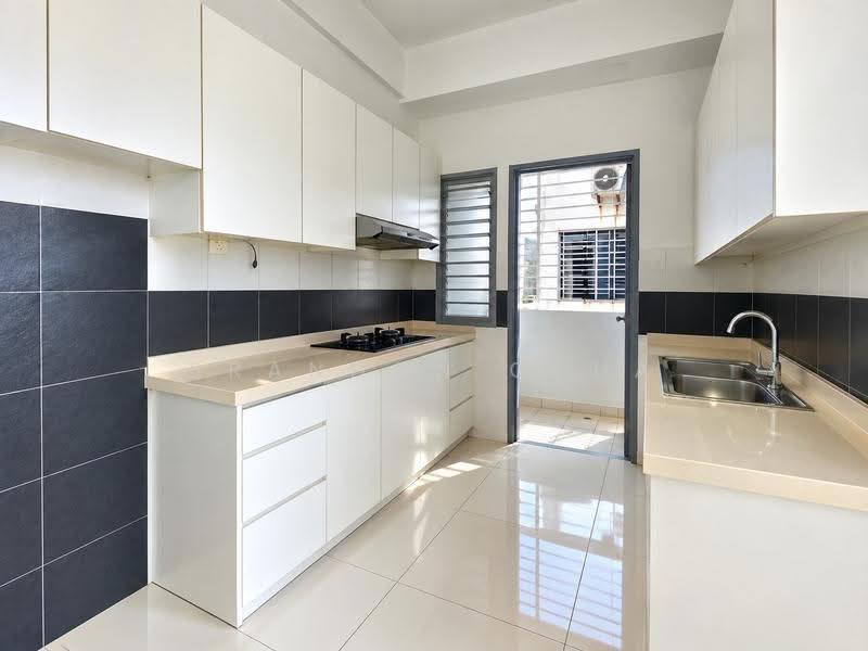 Pangsapuri untuk Disewa di The Twin Residences - Brandon Chua - Kitchen - PropertyGuru.com.my