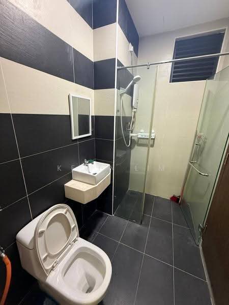 Service Residence for Rent at D'Secret Garden (Pangsapuri Kempas Indah) - Kevin Lim - Bathroom - PropertyGuru.com.my