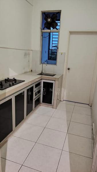 Kediaman Servis untuk Disewa di SuriaMas Suites - Wong Shau Wei - PropertyGuru.com.my