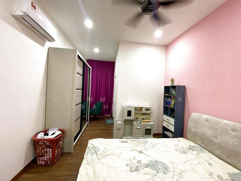 Rumah Teres untuk Dijual di Kajang (Selangor) - Muhammad Iqmal Rahiman - Bedroom - PropertyGuru.com.my