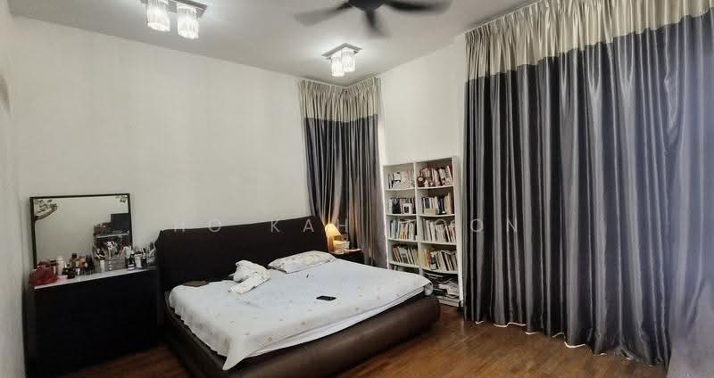 Rumah Berkembar untuk Dijual di Bandar Sungai Long (Selangor) - Ho Kah Moon - Bedroom - PropertyGuru.com.my