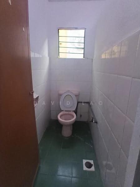 Pejabat untuk Disewa di Petaling Jaya (Selangor) - David Lao - Bathroom - PropertyGuru.com.my