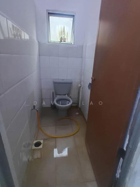 Pejabat untuk Disewa di Petaling Jaya (Selangor) - David Lao - Bathroom - PropertyGuru.com.my
