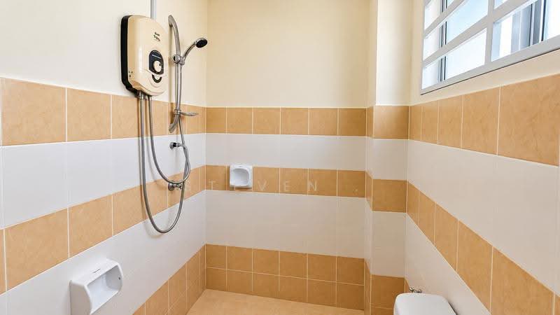 Apartment for Rent at Alpine Village - Steven . - Bathroom - PropertyGuru.com.my
