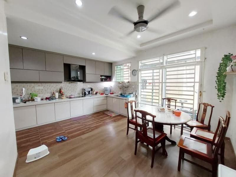 Semi-Detached House for Sale in Taman Jawi Jaya (Sungai Jawi) - Ignis Phoong - Kitchen - PropertyGuru.com.my