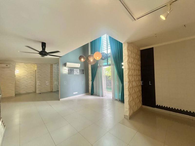 Rumah Berkembar untuk Dijual di Alam Impian (Shah Alam) - Ashraff Daniel - Living Room - PropertyGuru.com.my