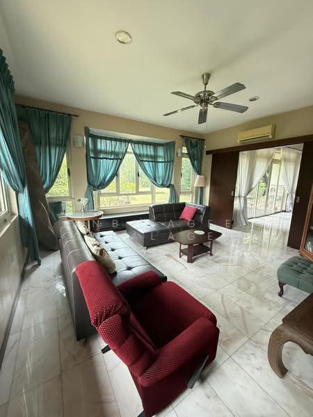 Rumah Banglo untuk Dijual di Country Heights (Kajang) - Anbalagee Anbalagee - Living Room - PropertyGuru.com.my