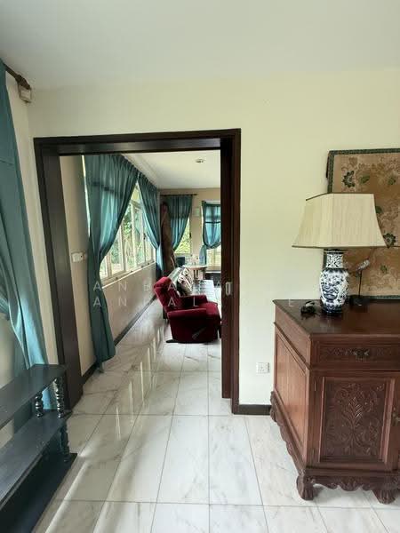 Rumah Banglo untuk Dijual di Country Heights (Kajang) - Anbalagee Anbalagee - Living Room - PropertyGuru.com.my