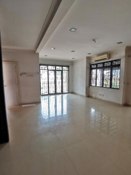 Semi-Detached House for Sale in Taman Yarl (Jalan Klang Lama (Old Klang Road)) - Jason Lee - Living Room - PropertyGuru.com.my