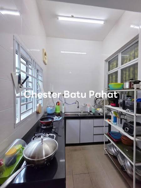 2-storey Terraced House for Sale in Taman Evergreen Heights (Batu Pahat) - ZG Law - Kitchen - PropertyGuru.com.my