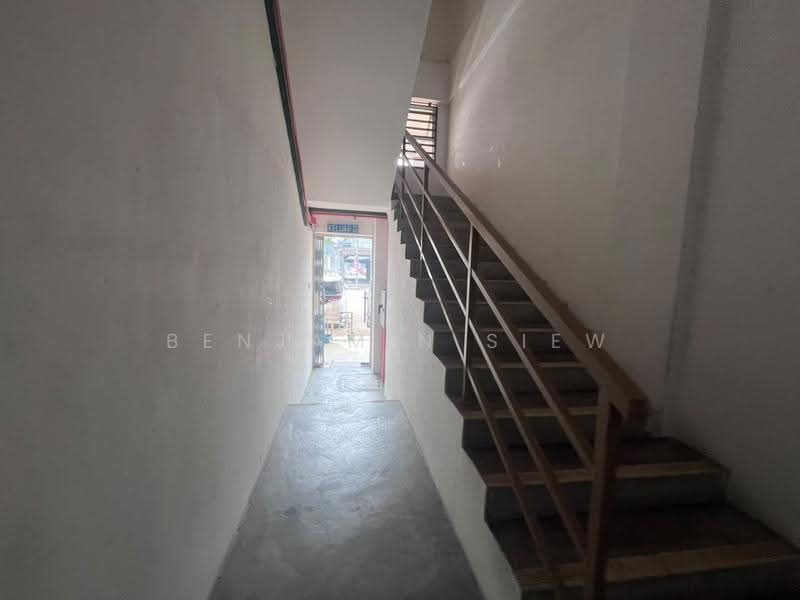 Kedai / Pejabat untuk Disewa di Semenyih (Selangor) - Benjamin Siew - Entrance - PropertyGuru.com.my