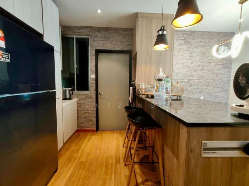 Service Residence for Sale at D'Tasek Residences (Tasek Impian) - Inez Ng - Kitchen - PropertyGuru.com.my
