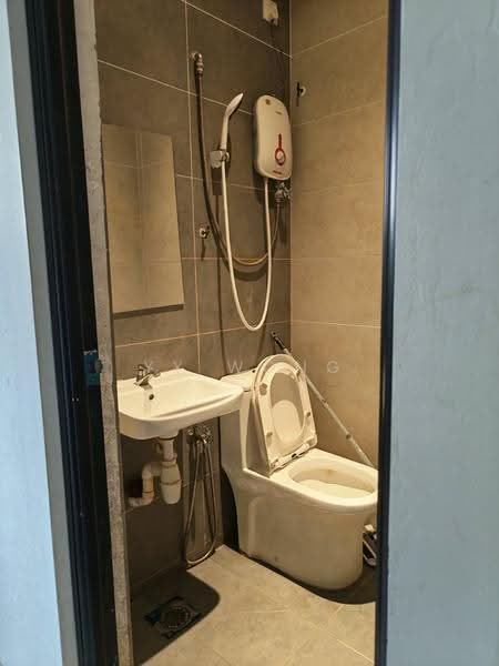 Shop for Sale in Petaling Jaya (Selangor) - YY Wong - Bathroom - PropertyGuru.com.my