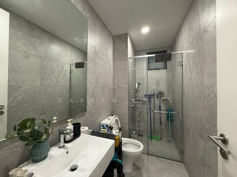 Kediaman Servis untuk Dijual di The Goodwood Residence - Darren Khoo - Bathroom - PropertyGuru.com.my