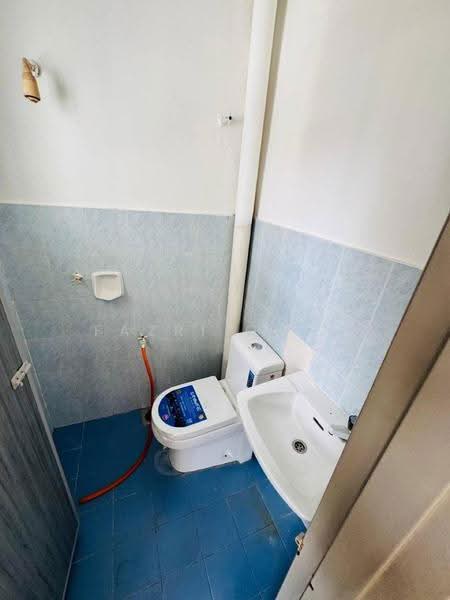 Rumah Teres 2-Tingkat untuk Dijual di Puncak Alam (Selangor) - Fazri Omar - Bathroom - PropertyGuru.com.my