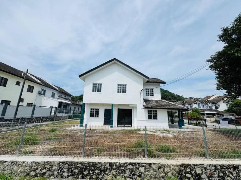 Rumah Teres 2-Tingkat untuk Dijual di Puncak Alam (Selangor) - Fazri Omar - Exterior - PropertyGuru.com.my